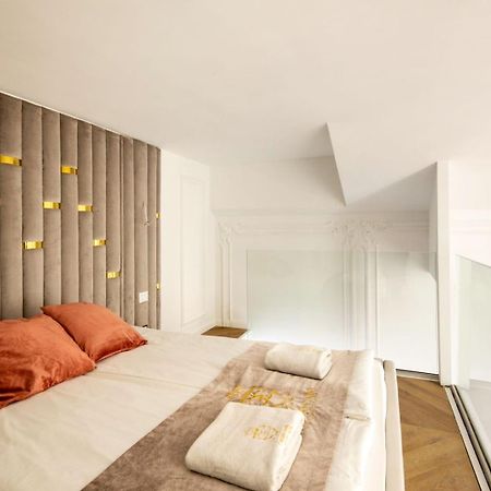 Apartamento Vip Jacuzzi Luxury Budapest Exterior foto