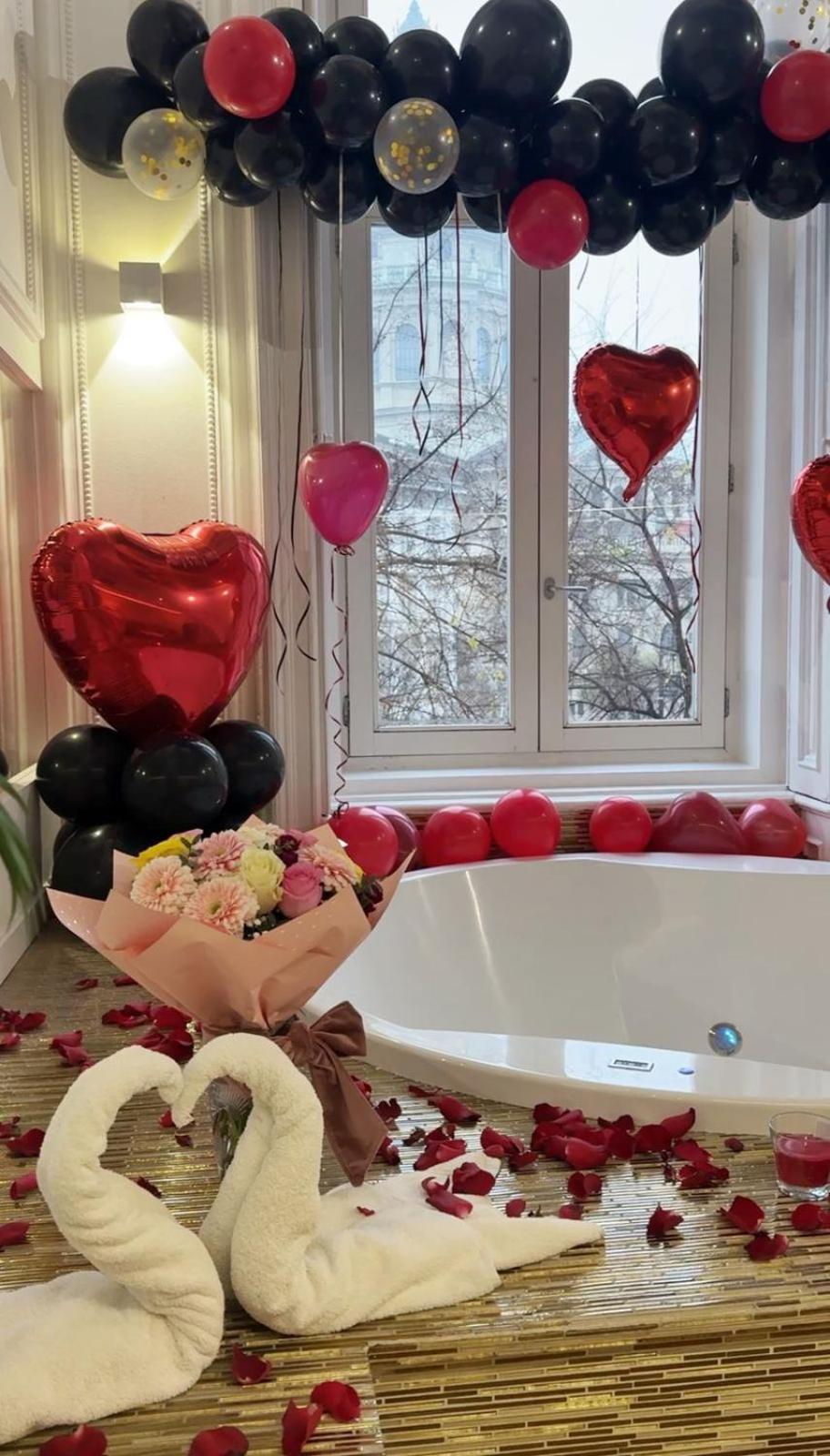 Apartamento Vip Jacuzzi Luxury Budapest Exterior foto