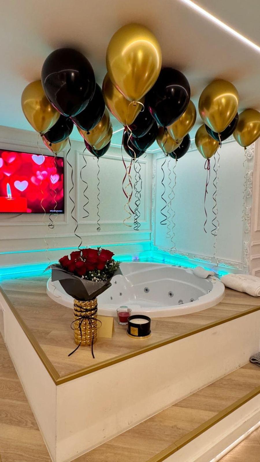 Apartamento Vip Jacuzzi Luxury Budapest Exterior foto