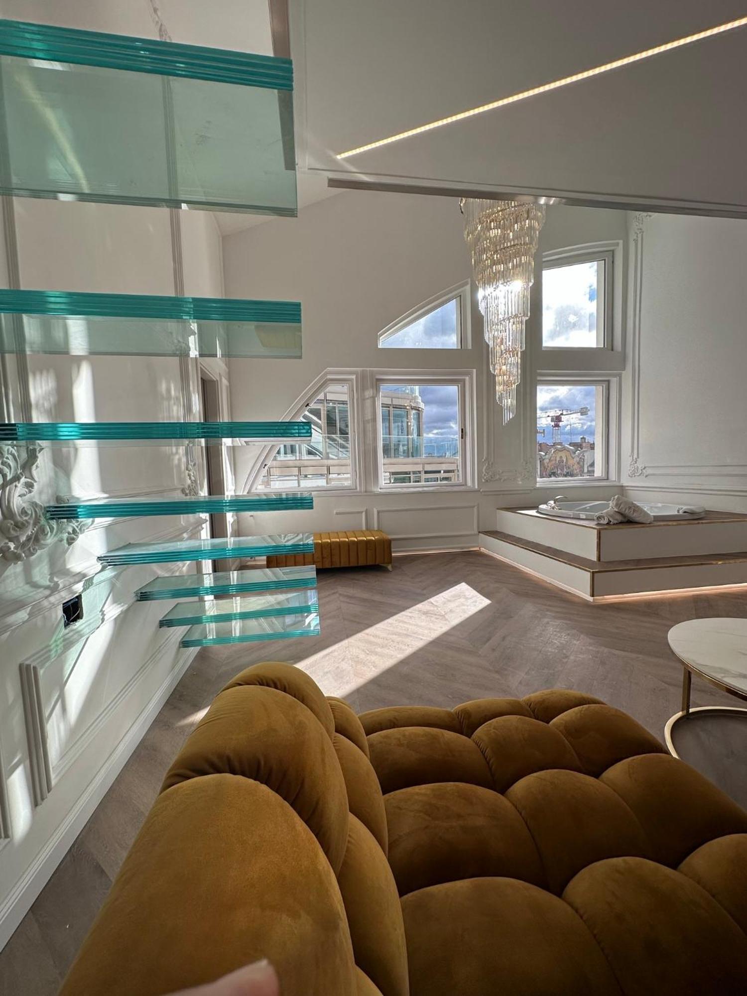 Apartamento Vip Jacuzzi Luxury Budapest Exterior foto